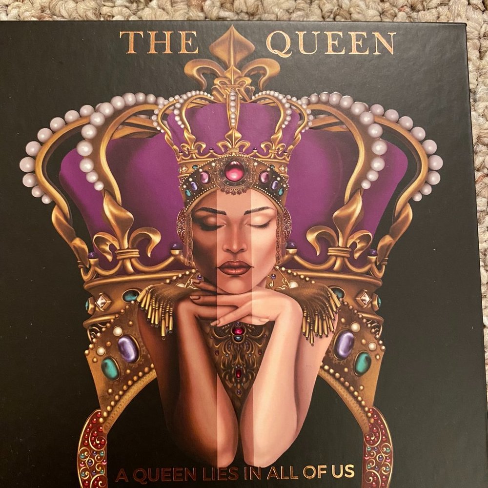 Eloise The Queen Eyeshadow Palette